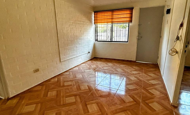 ARRIENDA COMODA CASA EN QUILLOTA