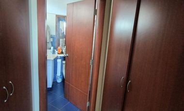 Casa en Venta en Urb. Rio Guayas, 5 Habitaciones, 4 Baños, Seguridad, Norte de Guayaquil