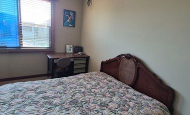Casa en Venta en Urb. Rio Guayas, 5 Habitaciones, 4 Baños, Seguridad, Norte de Guayaquil