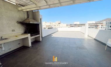 Venta 3D/2B en Av Las Condes, a pasos del Puente nuevo y 2 cuadras Mall Sport