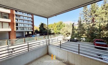 Venta 3D/2B en Av Las Condes, a pasos del Puente nuevo y 2 cuadras Mall Sport