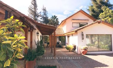 Venta Gran casa en Manquehue Oriente 6 dorm.