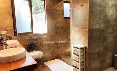 Venta Gran casa en Manquehue Oriente 6 dorm.