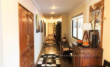 Venta Gran casa en Manquehue Oriente 6 dorm.