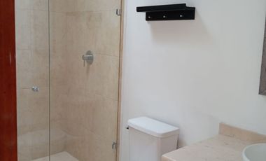 CASA A 2 MINS DEL HEB EL MIRADOR