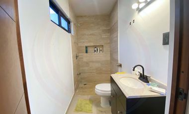 Casa en venta | Amplios espacios | 870m2 Terreno | Dentro de la ciudad