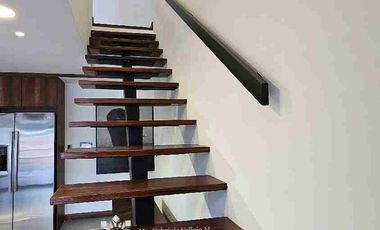 EN VENTA - ESPECTACULAR LOFT, CON AMPLIA TERRAZA, INCREÍBLE DECORACIÓN Y DISEÑO