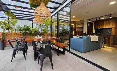 EN VENTA - ESPECTACULAR LOFT, CON AMPLIA TERRAZA, INCREÍBLE DECORACIÓN Y DISEÑO