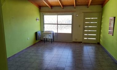VENTA CASA+ LOCAL + DEPARTAMENTO