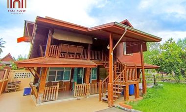 Urgent sale! Amphawa riverside house, side by canal, front by Suan Luang Road, near tourist attractions, suitable for living or homestay