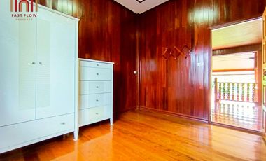 Urgent sale! Amphawa riverside house, side by canal, front by Suan Luang Road, near tourist attractions, suitable for living or homestay
