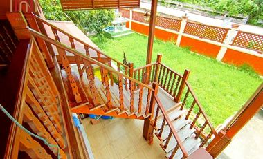 Urgent sale! Amphawa riverside house, side by canal, front by Suan Luang Road, near tourist attractions, suitable for living or homestay