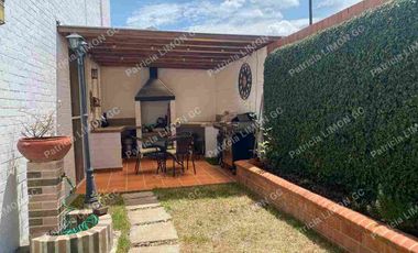 se vende casa de 2 plantas