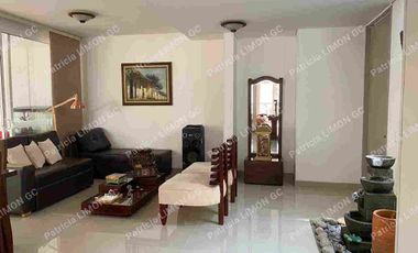 se vende casa de 2 plantas