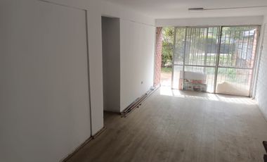 Venta Departamento Exelente estado estacionamienot 74 mtros de patio