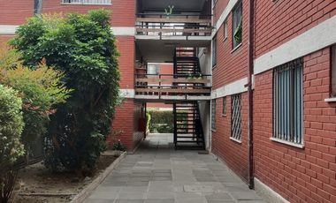 Venta Departamento Exelente estado estacionamienot 74 mtros de patio