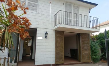 Venta casa San Miguel Amplia conversable