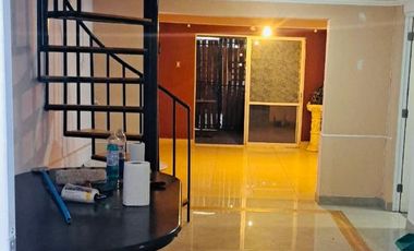 Venta casa solida dos pisos cuatro habitaciones Arica