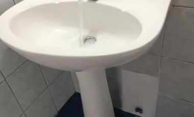 Arriendo Excelente Oficina 2 privados