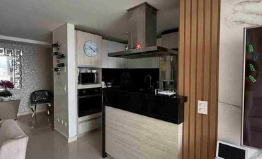 SE VENDE APTO CON EXCELENTE VISTA EN CABECERA