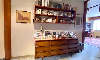 Exclusivo departamento en San Isidro! Vista impresionante a parque! Precio de ocasión !!