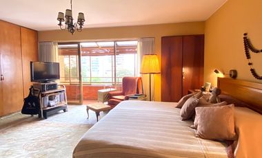 Exclusivo departamento en San Isidro! Vista impresionante a parque! Precio de ocasión !!