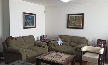 CON 3 ESTACIONAMIENTOS AMPLIO DEPARTAMENTO