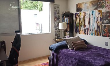 CON 3 ESTACIONAMIENTOS AMPLIO DEPARTAMENTO