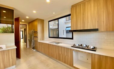 BRAND NEW 5 BEDROOM HOUSE AND LOT IN AYALA ALABANG VILLAGE