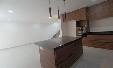 CASA EN VENTA EN FRACCIONAMIENTO EN EL BARREAL, SAN ANDRÉS CHOLULA, PUE