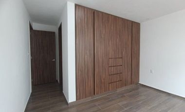 CASA EN VENTA EN FRACCIONAMIENTO EN EL BARREAL, SAN ANDRÉS CHOLULA, PUE