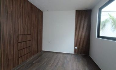 CASA EN VENTA EN FRACCIONAMIENTO EN EL BARREAL, SAN ANDRÉS CHOLULA, PUE