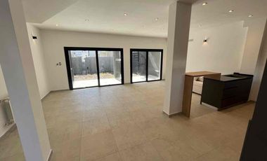 ESPECTACULAR TRIPLEX A ESTRENAR
