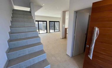 ESPECTACULAR TRIPLEX A ESTRENAR