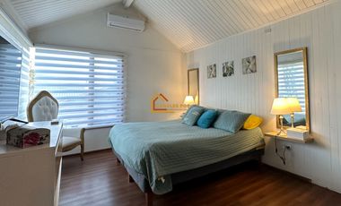 Parcela con dos casa en Condominio Reserva Cheillaco, comuna de Villarrica.