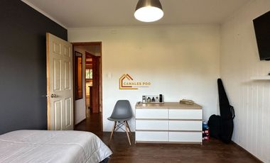 Parcela con dos casa en Condominio Reserva Cheillaco, comuna de Villarrica.