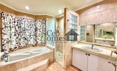 Furnished 6 Bedroom House with Swimming Pool in Maria Luisa Banilad For Rent