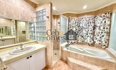 Furnished 6 Bedroom House with Swimming Pool in Maria Luisa Banilad For Rent