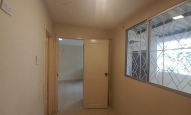 VENDO CASA DOS PLANTAS URB. VICTORIA DEL RIO