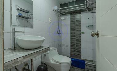 SE VENDE PEQUEÑO EDIFICIO PARA NEGOCIO Y/O VIVIENDA.