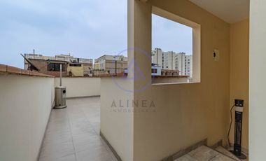 SE VENDE PEQUEÑO EDIFICIO PARA NEGOCIO Y/O VIVIENDA.