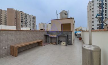 SE VENDE PEQUEÑO EDIFICIO PARA NEGOCIO Y/O VIVIENDA.