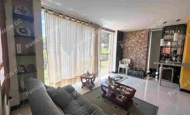 se vende casa de un piso