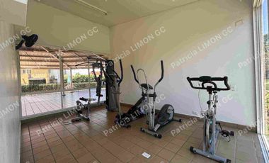 se vende casa de un piso