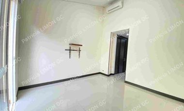 se vende casa de un piso