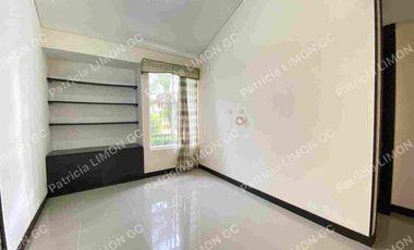 se vende casa de un piso