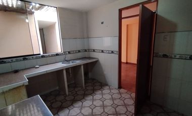 En Venta Casa de 1 Piso en San Martin de Porres