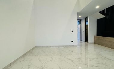 CASA EN VENTA AL NORTE VIÑA ANTIGUA AGS