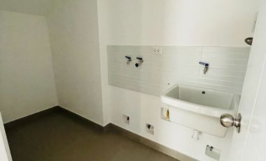 ¡Exclusivo Tríplex En Surco Con Terraza Y Vista Interior!