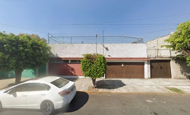 Casa en venta en Iztapalapa Remate.